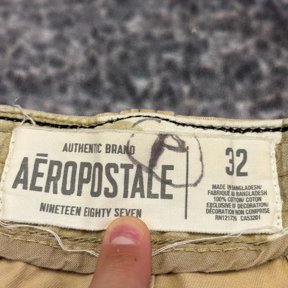 VTG Aeropostale Cargo Shorts Mens 32 Tan Baggy Utility Surf Skater Outdoor Y2K